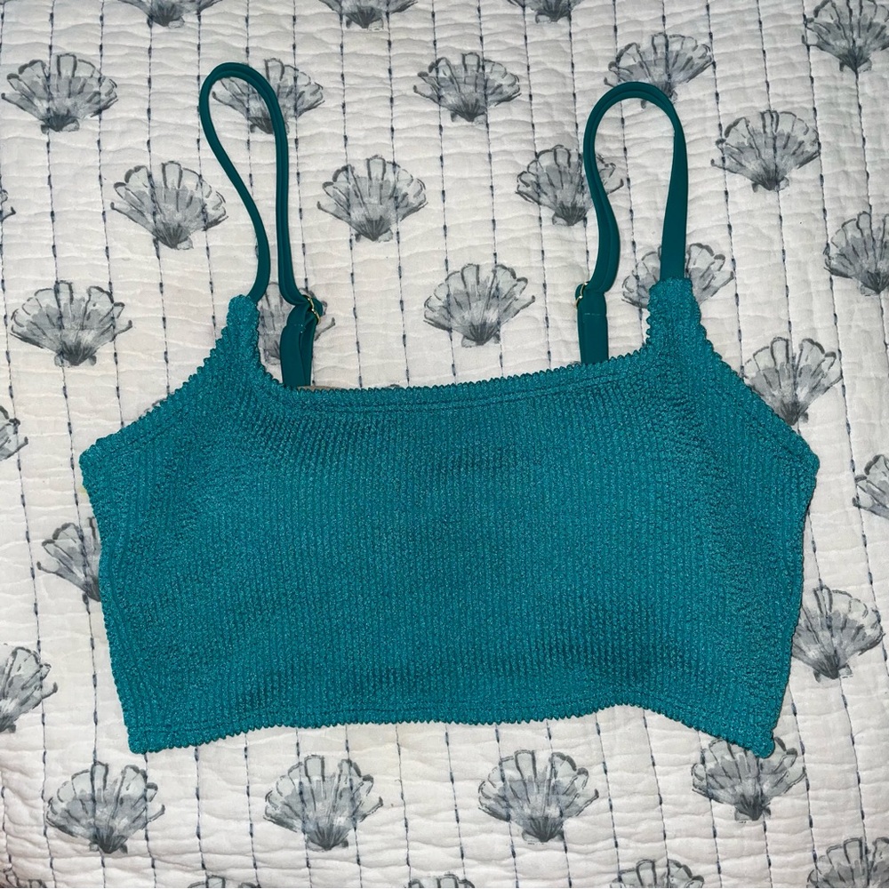 NWOT Kona Sol Bikini Top